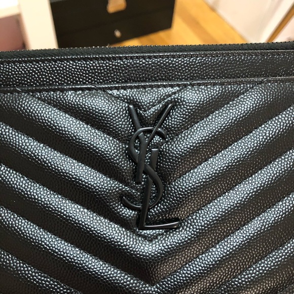 ❌SOLD❌ YSL Monogram Bill Pouch - Picture 4 of 10